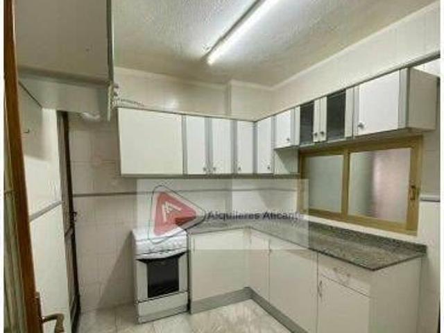 Casa en alquiler en Alicante, Valencia