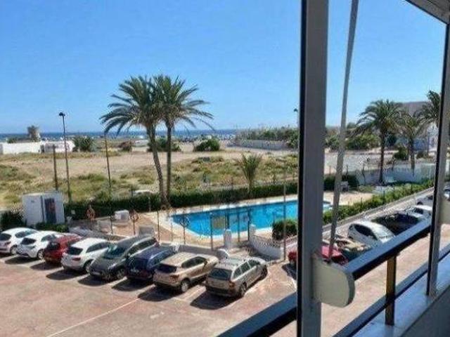 Casa en alquiler en Almería