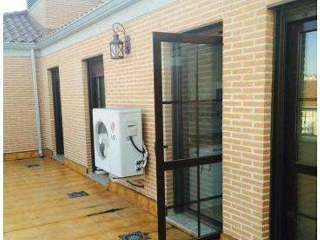 Casa en alquiler en Yuncler