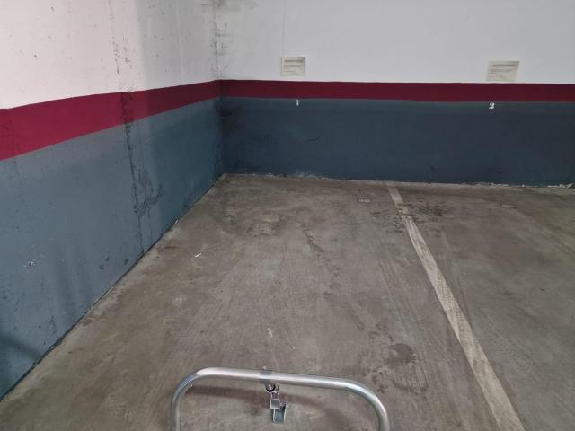 Garaje en alquiler en Compostilla, El Bierzo