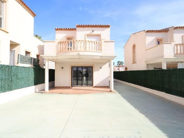 Casa en alquiler en Centre Històric, l'Alacantí