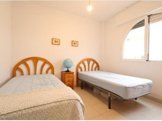 Piso en alquiler en Campoamor, Alicante