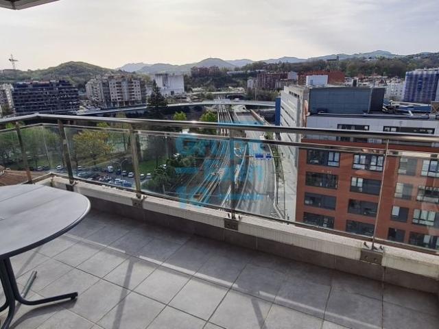 Apartamento en alquiler en Ipar-Ekialdea, Donostia-san Sebastián