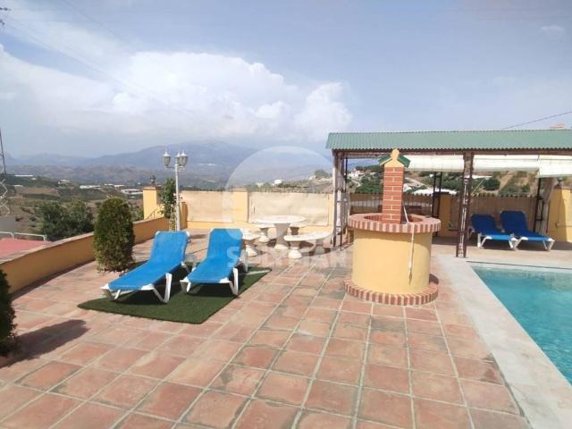 Casa en alquiler en Cajiz, La Axarquía