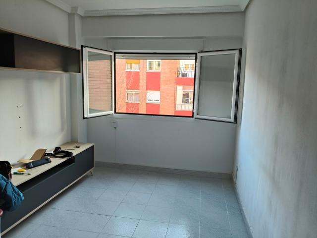 Apartamento en alquiler en Las Fuentes, Zaragoza