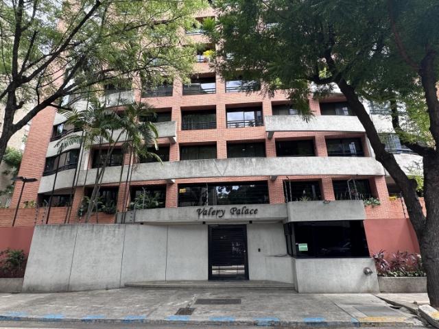 Apartamento en alquiler en Sector El Rosal, Caracas