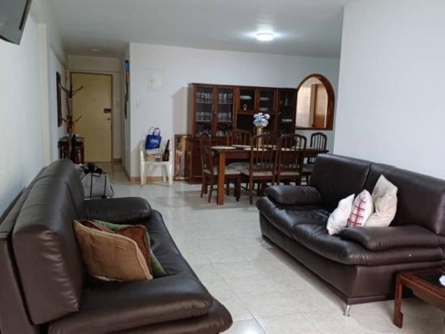 Apartamento en alquiler en La Urbina, Trujillo