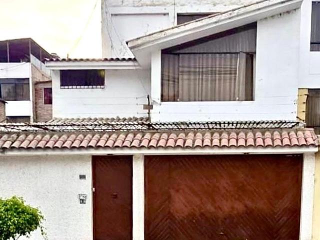 Casa alquiler en Santiago De Surco, Lima Metropolitana