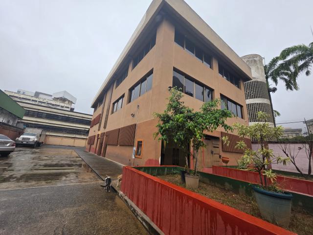 Edificio en alquiler en Charallave, Miranda