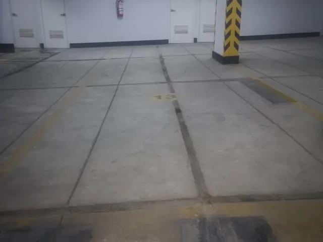 Cochera alquiler en San Isidro, Lima Metropolitana