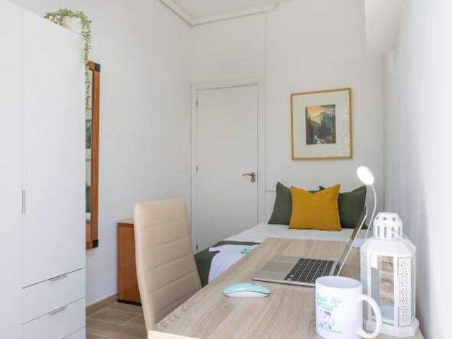 Habitación en alquiler en Puente de Vallecas, Madrid