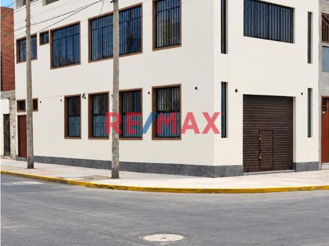 Local Comercial alquiler en Las Casuarinas, Trujillo