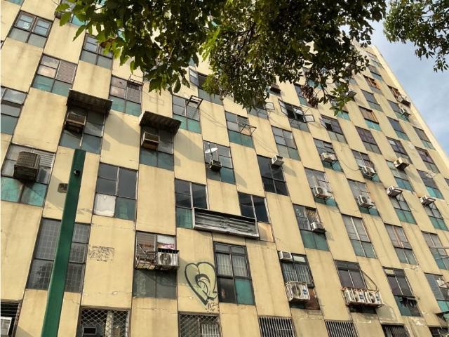 Oficina en alquiler en Leoncio Martínez, Miranda