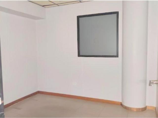 Oficina en alquiler en Leoncio Martínez, Miranda