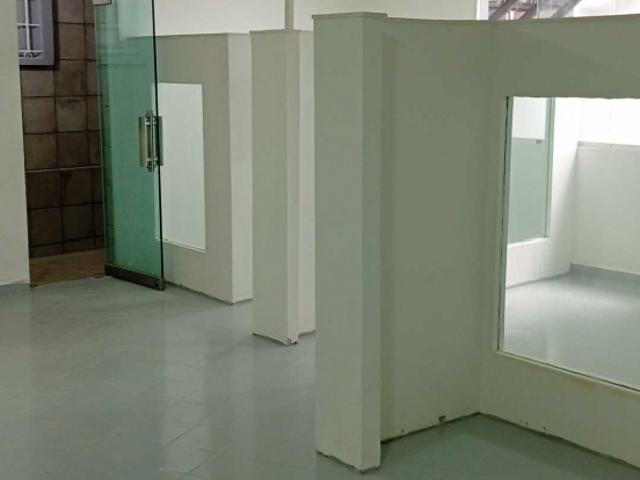 Oficina en alquiler en Sector La Carlota, Caracas