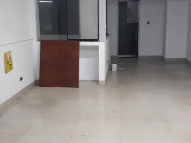 Oficina alquiler en San Miguel Characuaycui, Lima Metropolitana