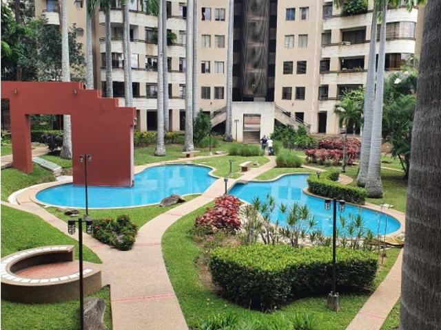 Penthouse en alquiler en Santa María, Caracas