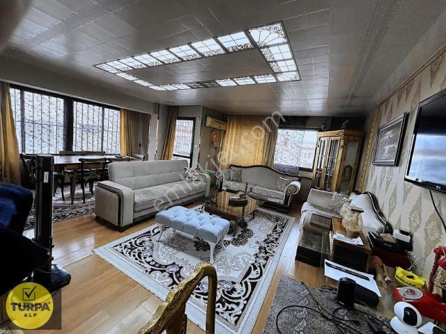 Konak, İzmir içerisinde satılık mülk