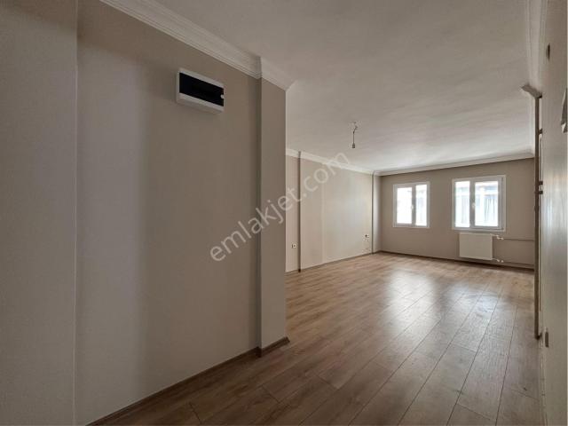 Konak, İzmir içerisinde kiralık mülk