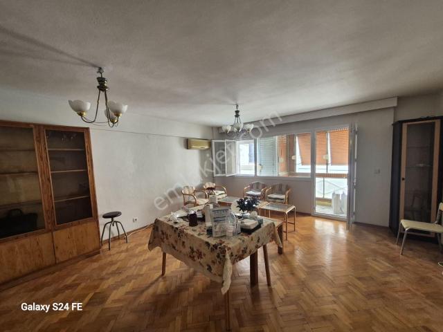 Konak, İzmir içerisinde kiralık mülk