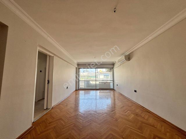İzmir, Konak içerisinde kiralık mülk