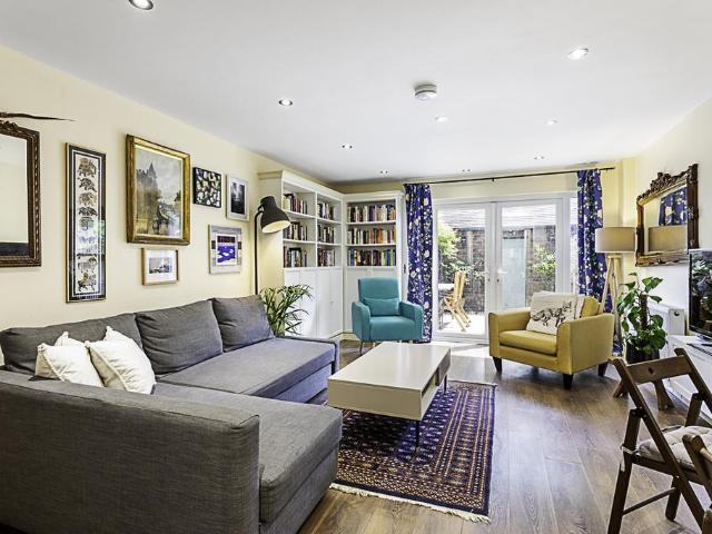 House for rent in Bermondsey Spa, Greater London