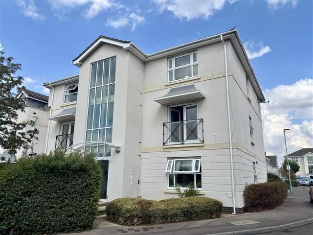 Apartment for rent in Alstone, Golden Valley