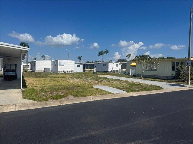 Land for sale in Palm Harbor Land for sale in Palm Harbor