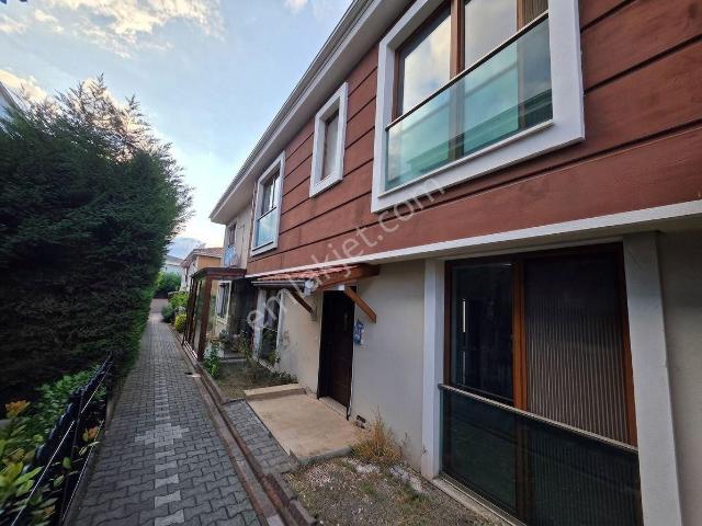 Başiskele, Kocaeli içerisinde kiralık Villa