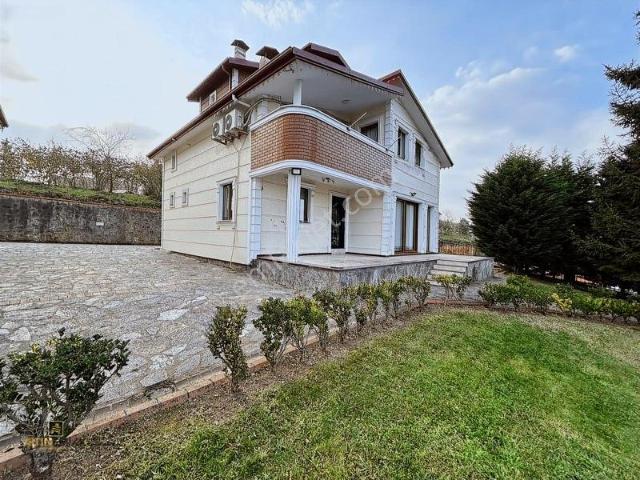 Trabzon içerisinde satılık Villa