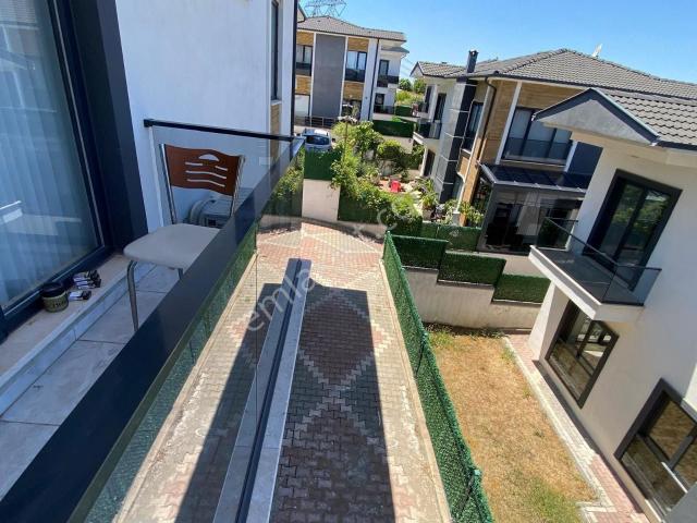 İzmit içerisinde kiralık Villa