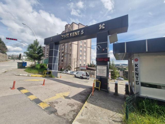 İzmit, Kocaeli içerisinde kiralık mülk