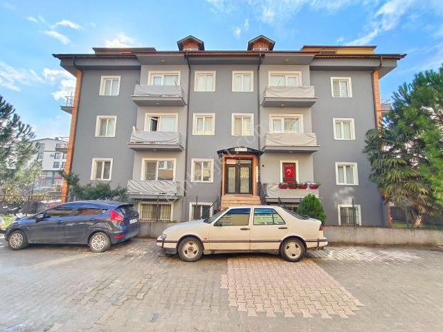 İzmit, Kocaeli içerisinde kiralık mülk