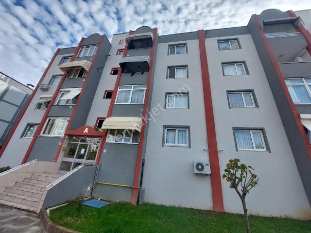 İzmit, Kocaeli içerisinde satılık mülk