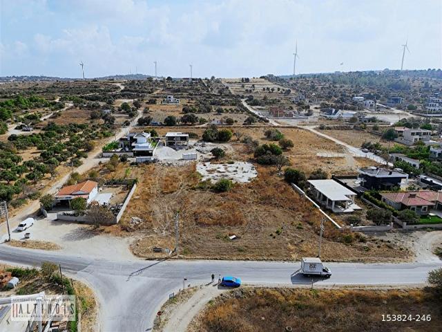 Çeşme, İzmir içerisinde satılık Dükkan