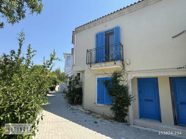 Reisdere Mahallesi, Çeşme içerisinde satılık Villa