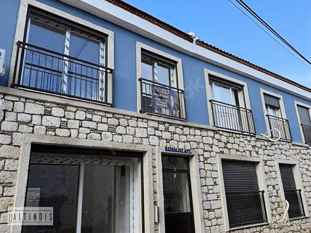 Çeşme, İzmir içerisinde satılık mülk