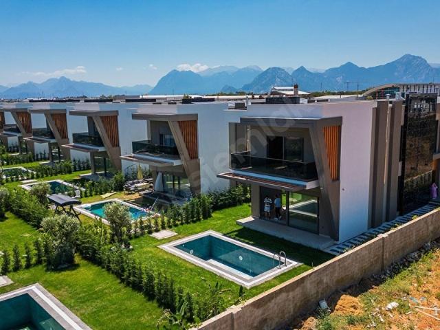Döşemealtı, Döşemealti içerisinde satılık Villa