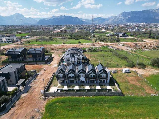 Döşemealti, Antalya içerisinde satılık Villa