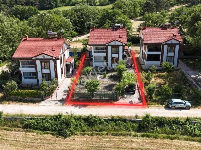 Mudurnu içerisinde satılık Villa