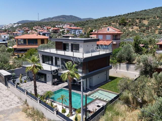 Edremit, Balikesir içerisinde satılık Villa