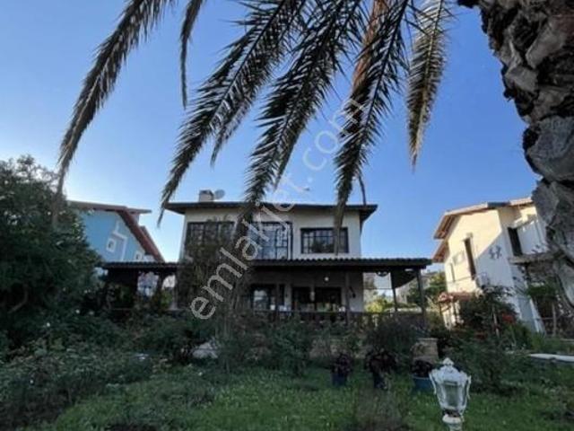 Edremit, Balikesir içerisinde satılık Villa