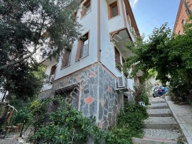 Edremit, Balikesir içerisinde satılık Villa