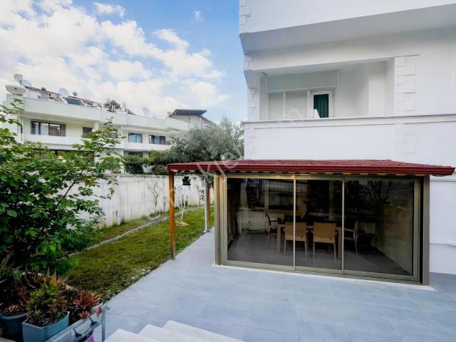 Edremit, Balikesir içerisinde satılık Villa