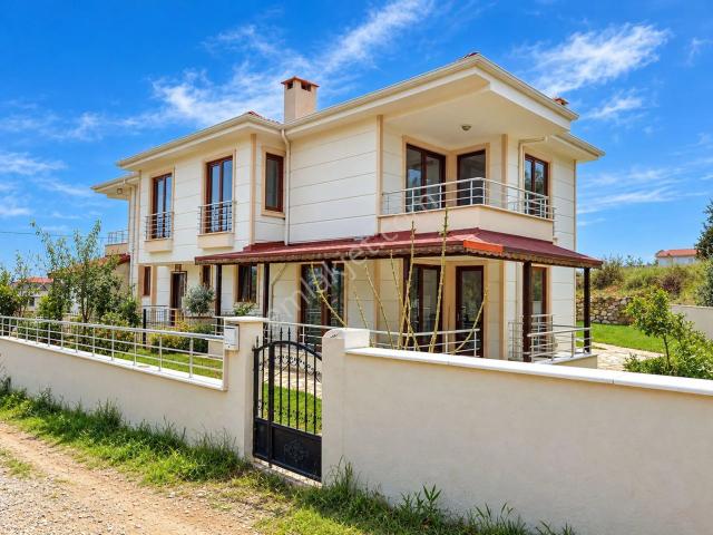 Altınoluk, Edremit içerisinde kiralık Villa