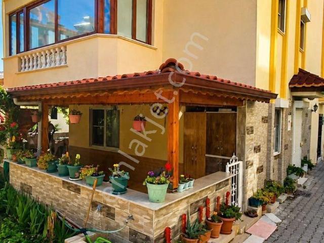 Edremit, Balikesir içerisinde satılık Villa