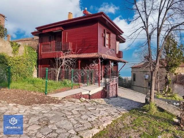 Edremit, Balikesir içerisinde satılık Villa