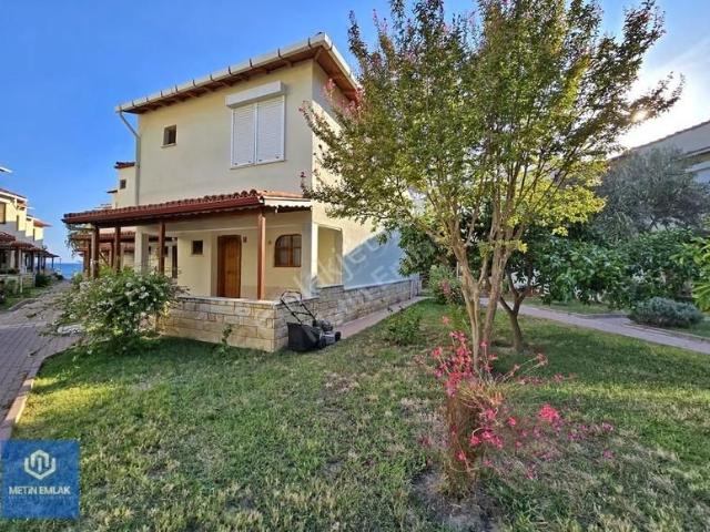 Edremit, Balikesir içerisinde satılık Villa