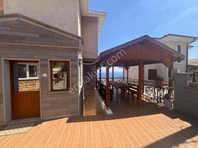 Edremit, Balikesir içerisinde satılık Villa