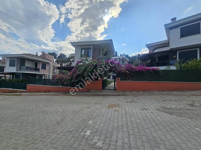 Edremit, Balikesir içerisinde kiralık Villa